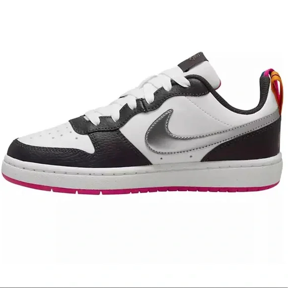 Nike Kids' Grade School Court Borough Low 2 SE Basketball Shoes - Picture 2 of 3